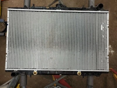 Radiador-1 fila tanque de plástico núcleo de aluminio Visteon 9808 se adapta a 90-96 Nissan 300ZX Foto 1 de 4