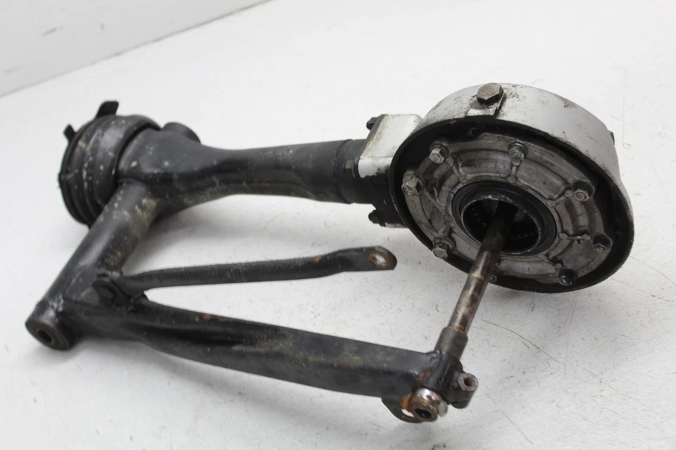 1981 YAMAHA MAXIM 650 XJ650 ЗАДНИЙ ПОВОРОТНЫЙ РЫЧАГ ПОДВЕСКИ - Изображение 1 из 4