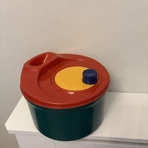 Vintage retro red yellow green blue block colour  Salad leaf Spinner 1990s prop  - Picture 1 of 5