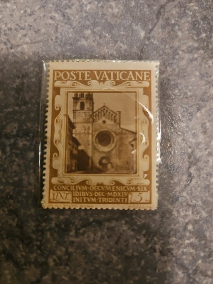 VATICAN CITY -1946- Cathedral of St. Vigilio, Trent - Stamp - Scott #110 - Image 1 of 2
