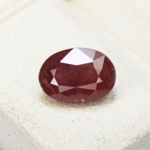 Natural Faceted Red Ruby Piece In Oval Shape 1.44 Carats 7X5X4 mm Size - Picture 1 of 6