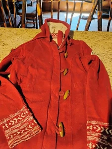 Hollister Red Jacket Thick Winter Girls Medium - Picture 1 of 2
