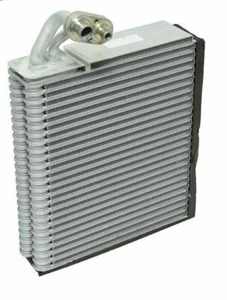 A/C AC Evaporator Core fits Buick Terraza Chevy Uplander Montana Saturn Relay - Foto 1 di 1