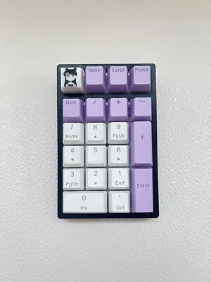 Custom built Numpad Hotswappable with Gateron Reds Darmoshark Brand - Image 1 of 4