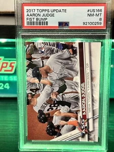2017 Topps Update Series - SP Variation Fist bump #US166 Aaron Judge (RC) psa8 - Picture 1 of 2