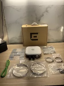 Extreme Networks Outdoor Wireless WS-AP3965i-FCC Access Point/JUA1979 - Picture 1 of 8
