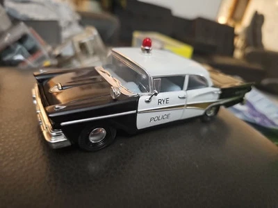 ARKO Products 1:32 Scale 1958 Ford Fairlane 500 RYE Police Car - Image 1 of 4
