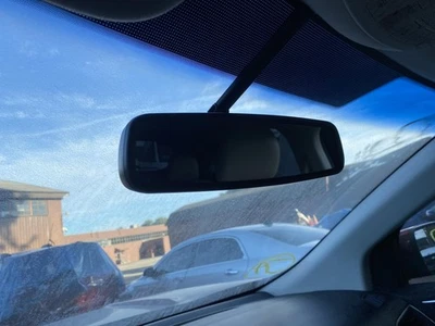 Espejo retrovisor interior delantero central usado se adapta a: Ford Edge 2017 sin sensor de lluvia Foto 1 de 4