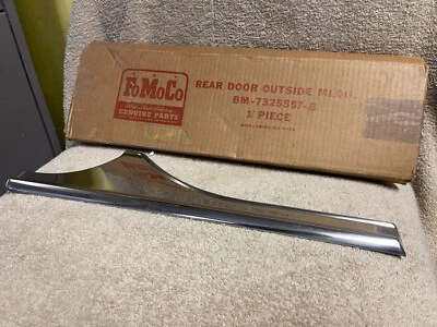Ford BM-7325557-B 1954 4 PUERTAS MOLDURA LH CRESTLINE/CUSTOMELINE STATION WAGON NUEVO DE STOCK Foto 1 de 4