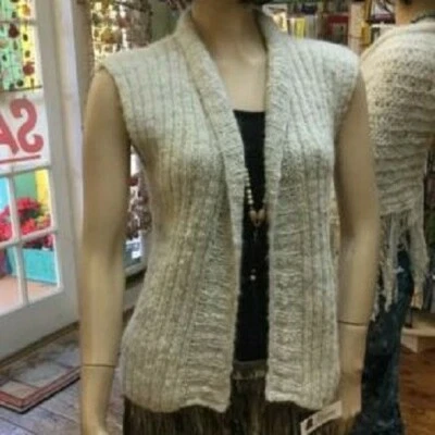 Alpaca Handmade Vest Cream Color - Image 1 of 4
