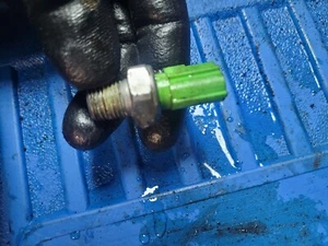 FORD ÖLDRUCKSCHALTER SENSOR FOKUS FIESTA C-MAX B-MAX 1.0 ECOBOOST 3M519278 - Bild 1 von 3