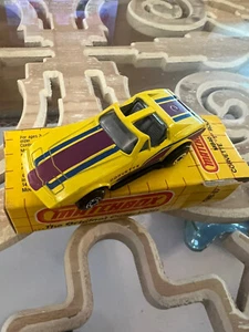 Matchbox MB40 1:64 Welloy W/Strips Chevrolet Corvette "T" Roof - Picture 1 of 2