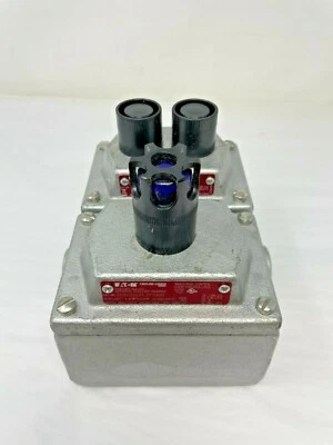 NUEVA estación de botón Eaton Crouse-Hinds EDSC22471 J11 S300 Foto 1 de 4