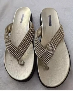 Pavers Women's Gold Cristal Embellished Toe Post Sandals Size uk 7/40 - Picture 1 of 10