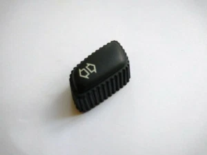 Tapa cubierta de respaldo eléctrico BMW RH 1379102 retirada de E32 serie 7 750iL - Imagen 1 de 2