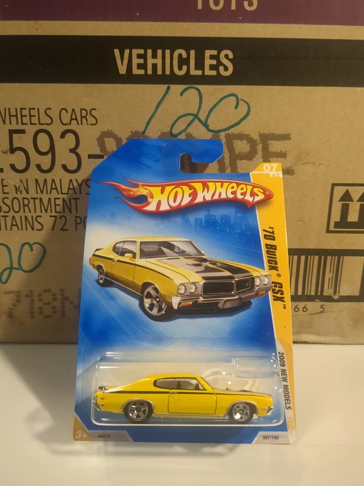 Hot Wheels 2009 Special Features Blue Ferrari 512M 1:64 Diecast Car