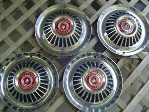 VINTAGE ANTIQUE 1964 MERCURY MARAUDER MONTCLAIR MONTEREY COLONY PARK LANE HUBCAP - Picture 1 of 12
