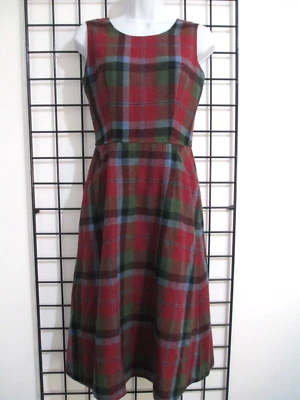 VINTAGE CRAZY HORSE  🌸 SIZE  5 / 6 / 32" BUST ==RED PLAID / WOOL BLEND DRESS - Image 1 of 4