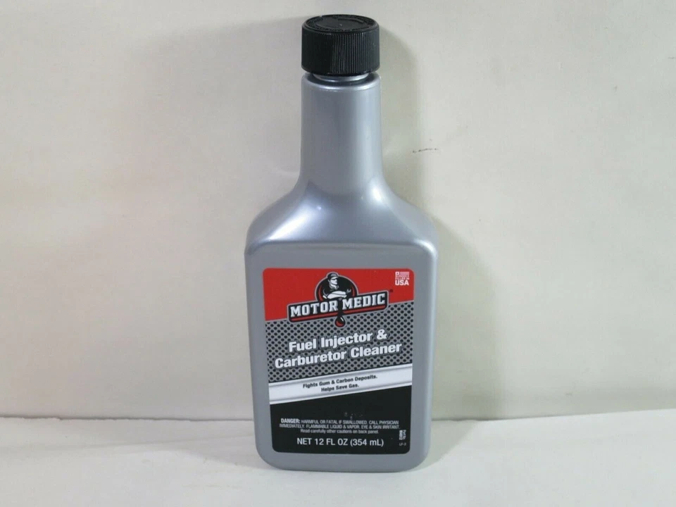 Injetor de combustível e limpador de carboidratos Gunk M4912 Motor Medic 12 oz. 1 garrafa - Imagem 1 de 1