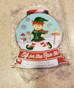 ELF ON THE RUN 5k - Medalla Virtual Run - Envío Gratis - Imagen 1 de 6
