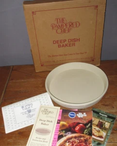 The Pampered Chef Stoneware 11.5" Round Deep Dish Baker - Picture 1 of 6