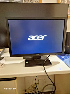 MONITOR PC ACER V193WL WIDESCREEN 16:9 19" pollici DISPLAY  VGA DESKTOP 1440x900 - Immagine 1 di 4
