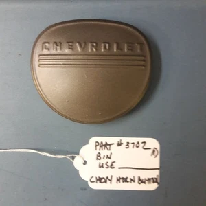 1947-1953 Chevy Chevrolet Truck Horn button - used original - Picture 1 of 2