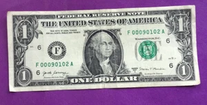 2017A DOLLAR BILL FIVE OF A KIND & TRIPLE TOGETHER F 0009 0102 A - Picture 1 of 2