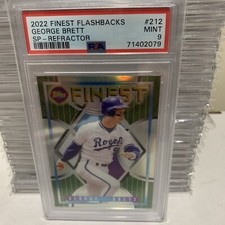 George Brett 2022 Topps Finest Flashbacks SP REFRACTOR  🔥 PSA 9