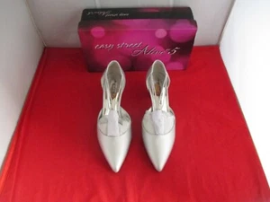 EASY STREET Moonlight Evening Pumps $65 - US Size 8 W - Silver Satin - #870 - Picture 1 of 13