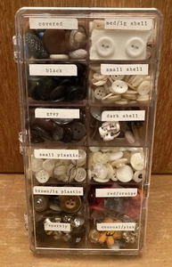 1 POUND LOT OF VTG SEWING CRAFT BUTTONS over 400 Small-Med Buttons + Snapcase - Picture 1 of 3