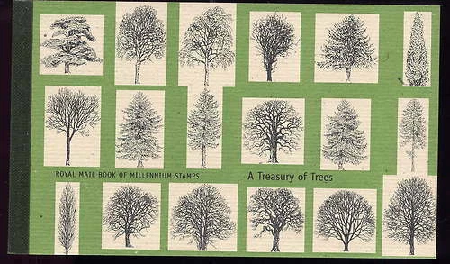 GB 2000 DX26 A TREASURY OF TREES PRESTIGE BOOKLET - CAT VALUE £19 - Image 1 of 1