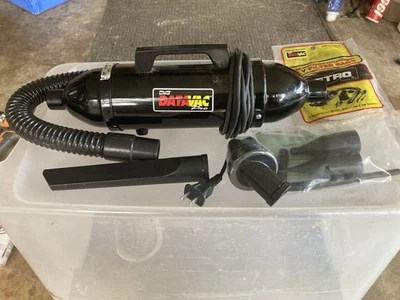 Metro DataVac Pro VM Handheld Vacuum Attachments & Micro Tool Kit - Image 1 of 4