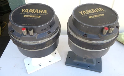 Altavoces y lentes Yamaha JAY2299 Bon Driver - Enorme (29) Foto 1 de 4