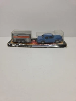 Tootsietoy U-HAUL Trim Line Car and Trailer Diecast Vehicle NEW in Damaged Box Foto 1 de 4
