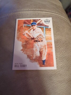 2020 Panini Diamond Kings No35 Билл Терри New York Giants Зал славы - Изображение 1 из 2