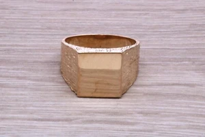 Anillo de sello de oro amarillo macizo con acabado de corteza cuadrada para caballero - Imagen 1 de 6