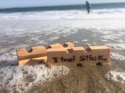 Molde de palo tailandés Cannagar 2G compresor de prensa de palo romo pincho de madera de cigarro Foto 1 de 4