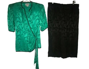 Vintage ADRIANNA PAPELL 80's 2 Piece Skirt and Shirt Size 6 100% Silk - Picture 1 of 3