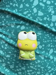 Tomy Keroppi Frog Hapidanbui Hoodie Figure Mystery Blind Bag Toy - Rare - NEW - Picture 1 of 1
