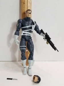 Figura Nick Fury 6" Marvel Legends con ACCESORIOS - Imagen 1 de 6