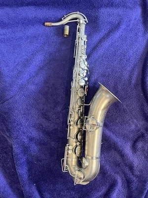 Saxo tenor para máquina de escribir Martin 1929 vintage - restaurado, plateado, guisante original Foto 1 de 4