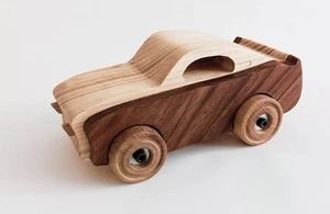 Holzauto Frei von Schadstoffen Spielzeug stilvolle Deko - Bild 1 von 10