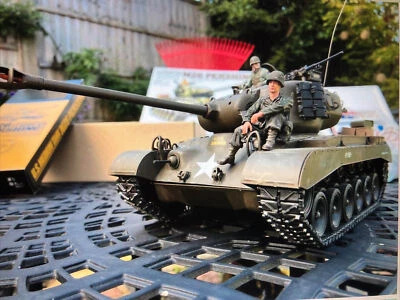 Tamiya M-26 Pershing Tank Full Option RC 1/16 + Tank Rider Soldier Coms + Box - Image 1 of 4