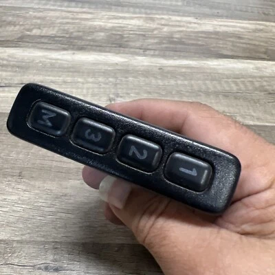 SAAB 9 3 SAAB 9-3 99-03 1999-2003  POWER SEAT MEMORY SWITCH OEM #54 50 192 - Image 1 of 4