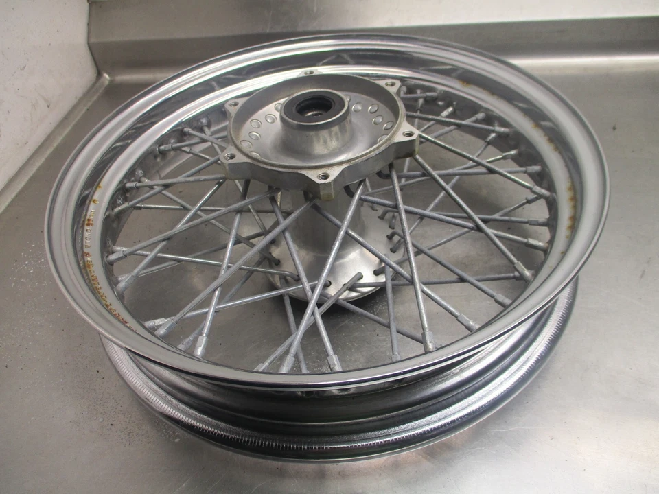 Llanta trasera Honda CBR600F4 2001 42650-MBW-A11 Foto 1 de 4