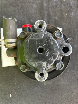 Bomba/motor de dirección asistida Dodge Neon 95 96 97 98 99 Foto 1 de 4