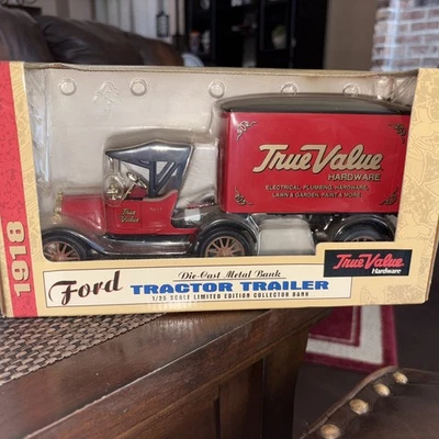 1918 Ertl Ford Truck Tractor Trailer True Value Hardware Bank Diecast Metal 1:25 - Image 1 of 4