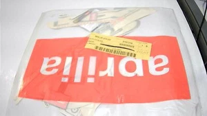 DECALCO SERIE FALCO 1000 SL APRILIA AP8167216 - Imagen 1 de 1