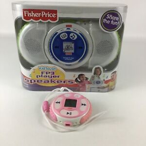 Fisher Price Kid Tough FP3 Player Speakers Portable Music Player Toy 2006 New